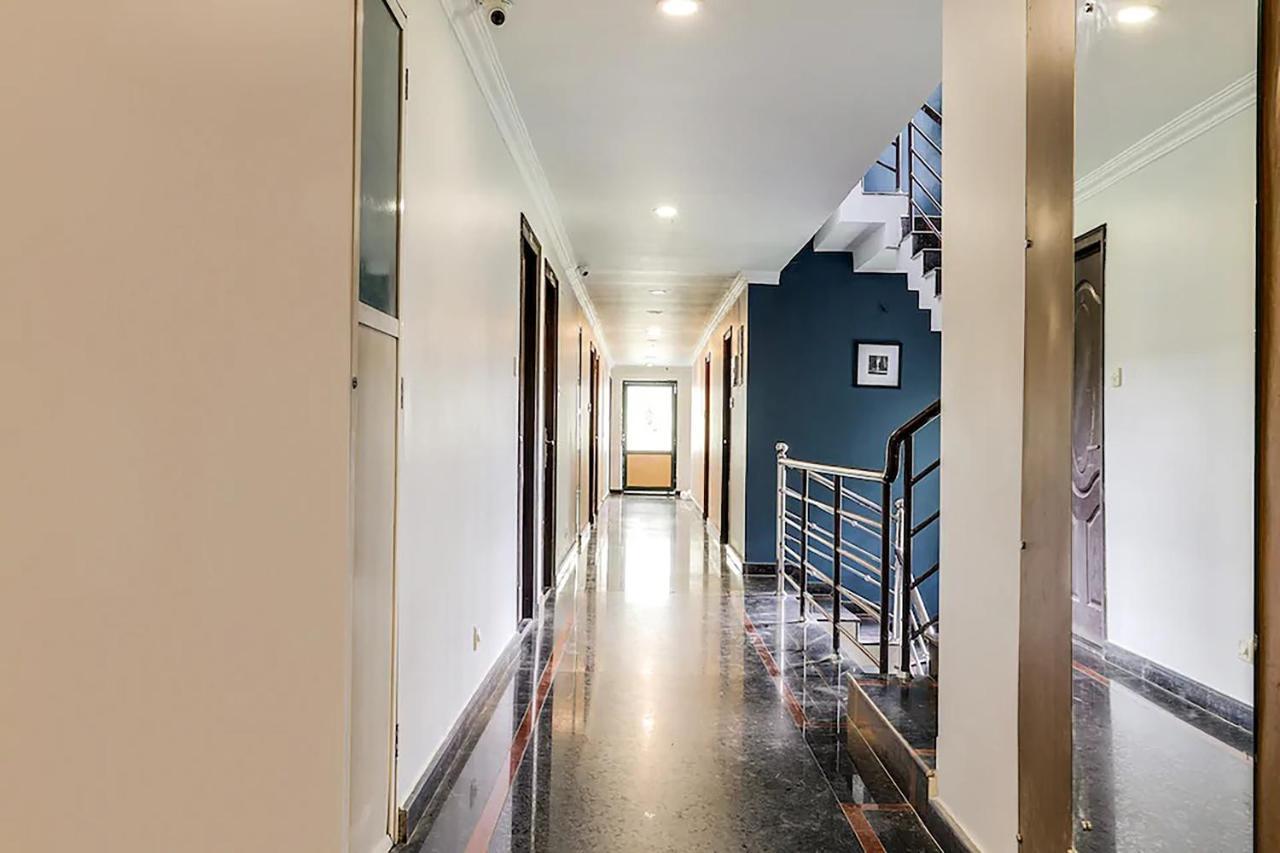 Готель Accadia Residency Kochi Екстер'єр фото